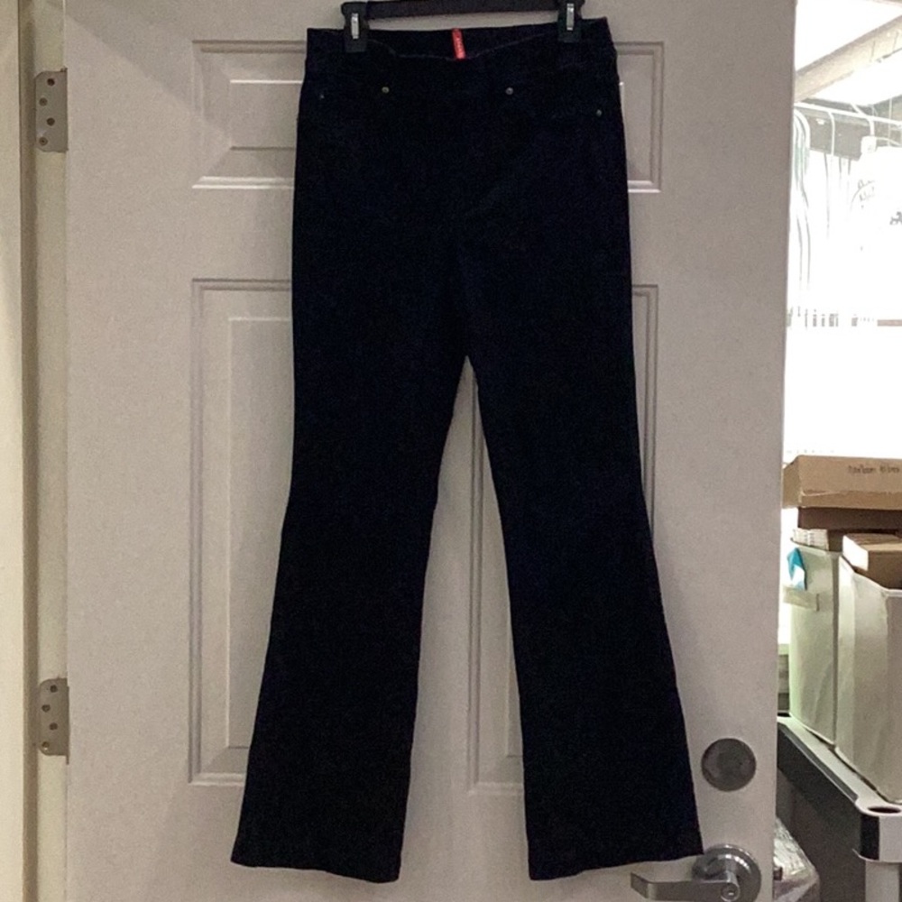 Preowned Spanx Jeans Black Size Petite Large (Item#H026)